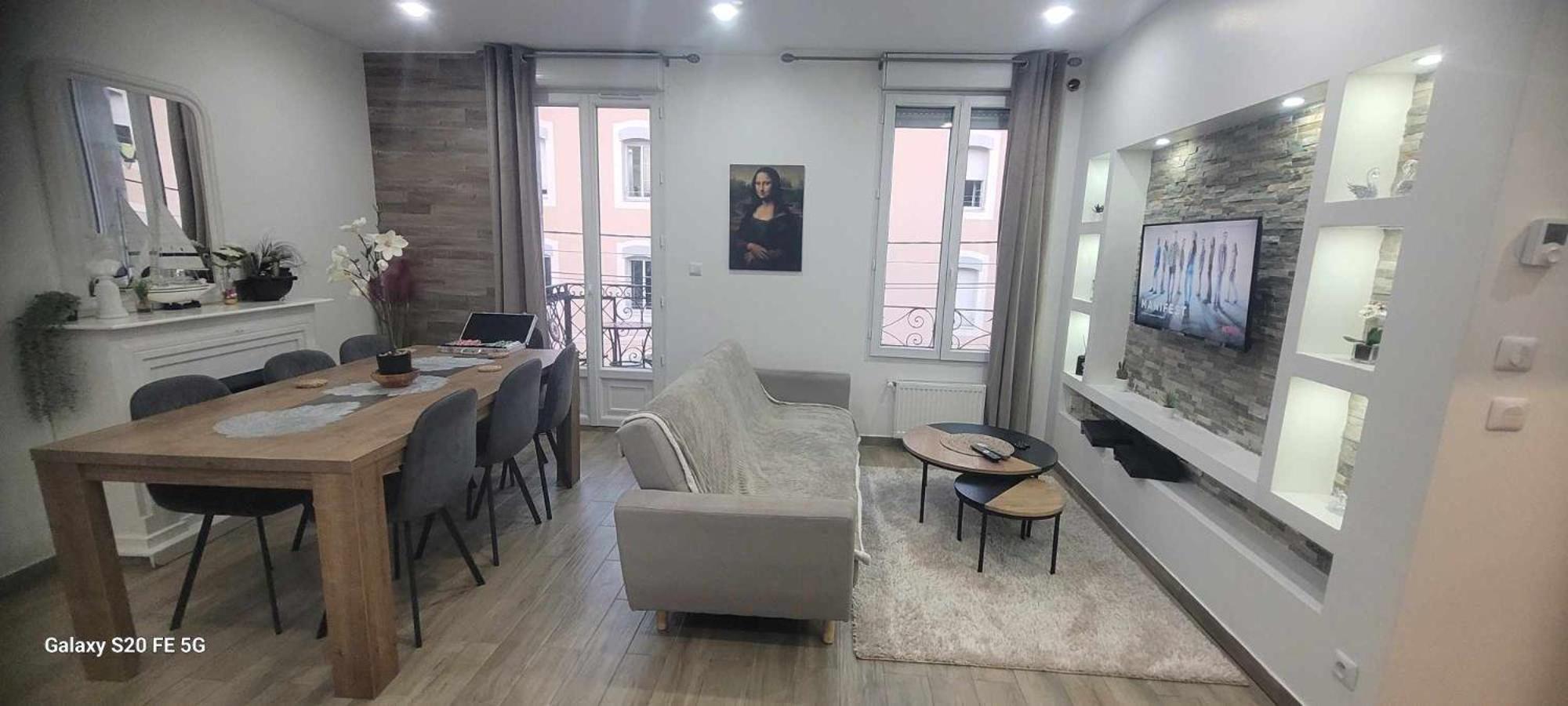 Les Suite Appartement A Chalon Sur Saone Стая снимка