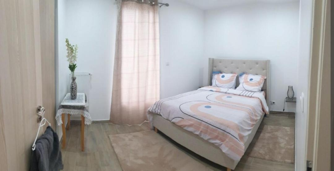 Les Suite Appartement A Chalon Sur Saone Стая снимка