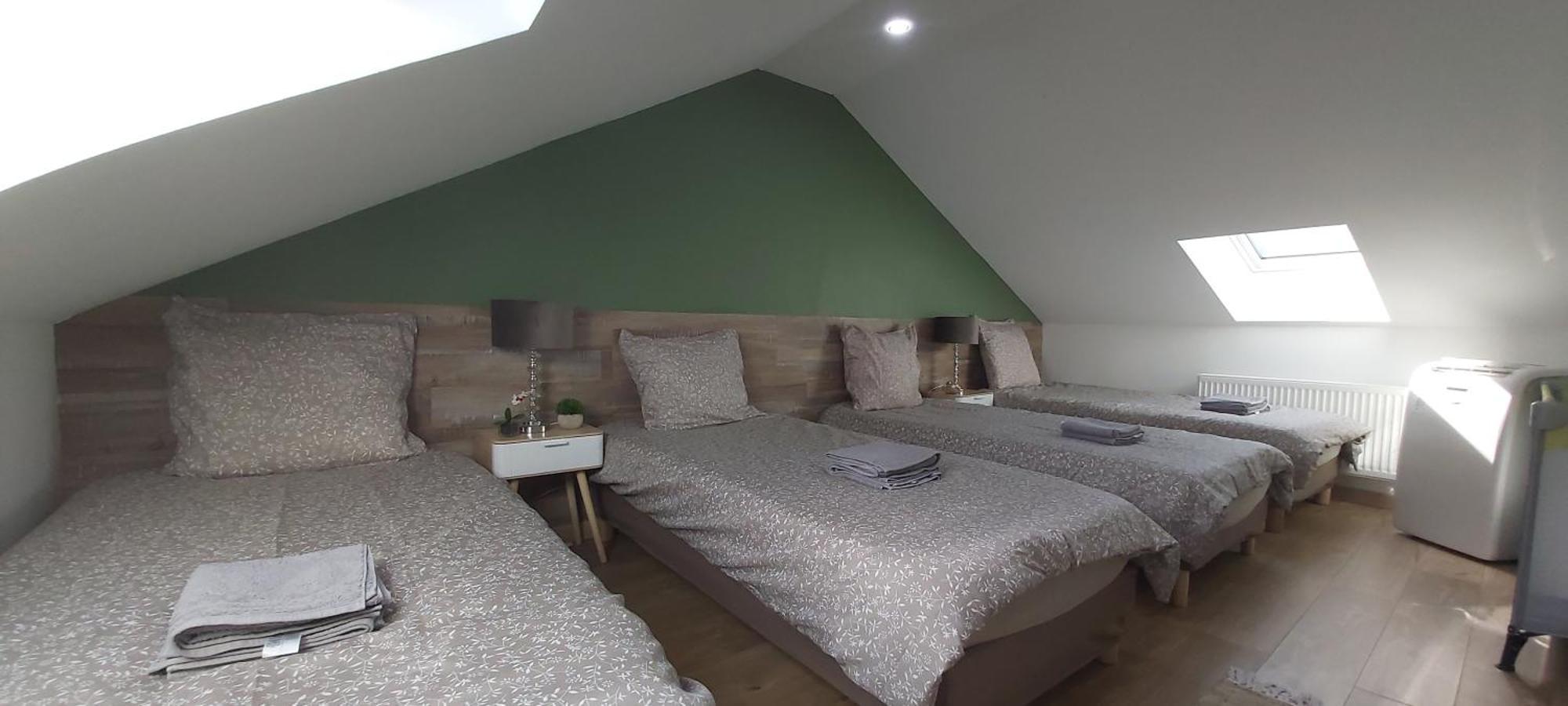 Les Suite Appartement A Chalon Sur Saone Стая снимка