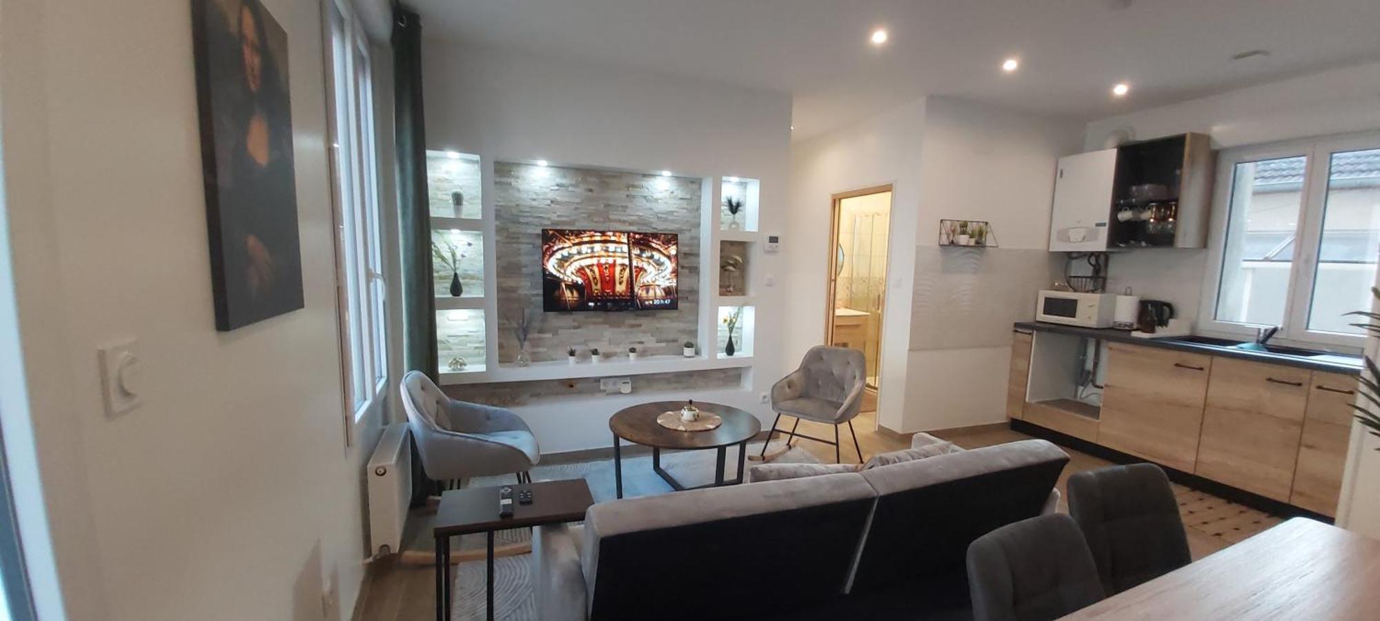 Les Suite Appartement A Chalon Sur Saone Стая снимка