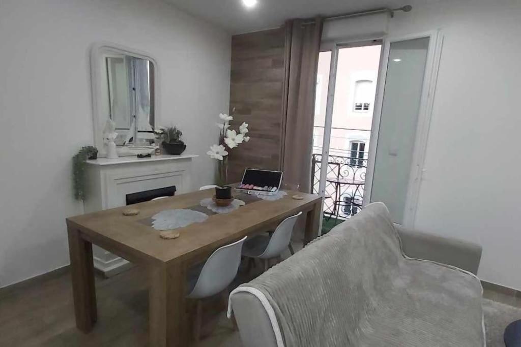 Les Suite Appartement A Chalon Sur Saone Екстериор снимка